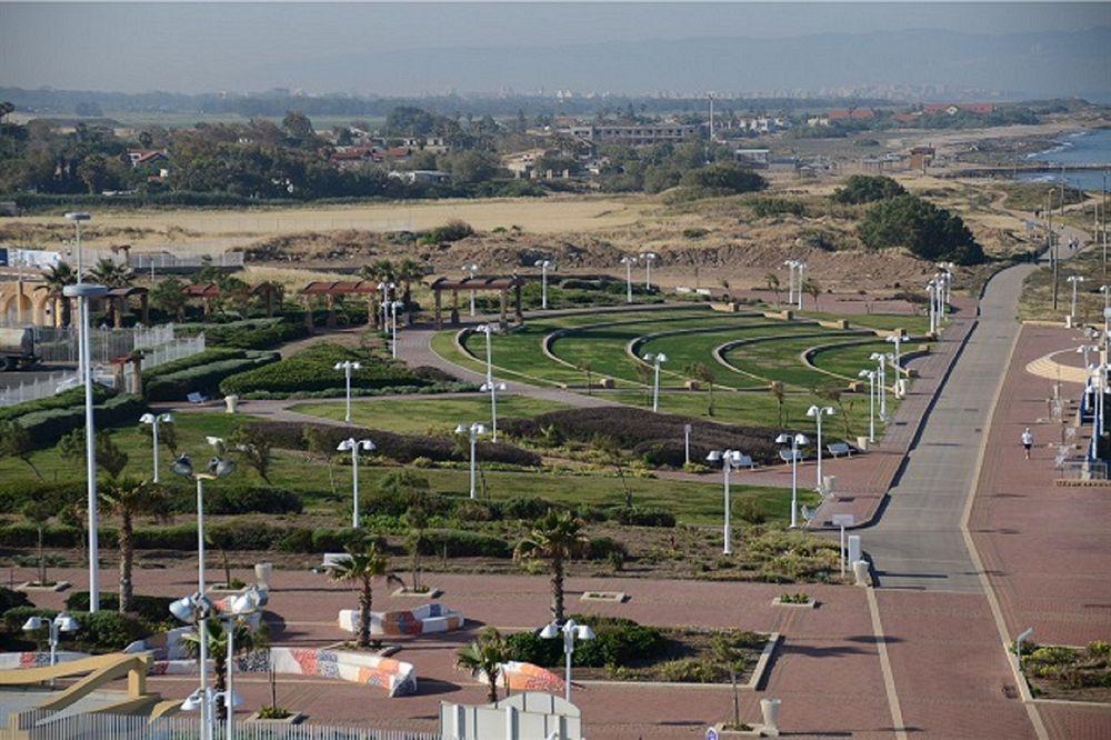 Ga'Aton Motel Nahariya Exteriör bild