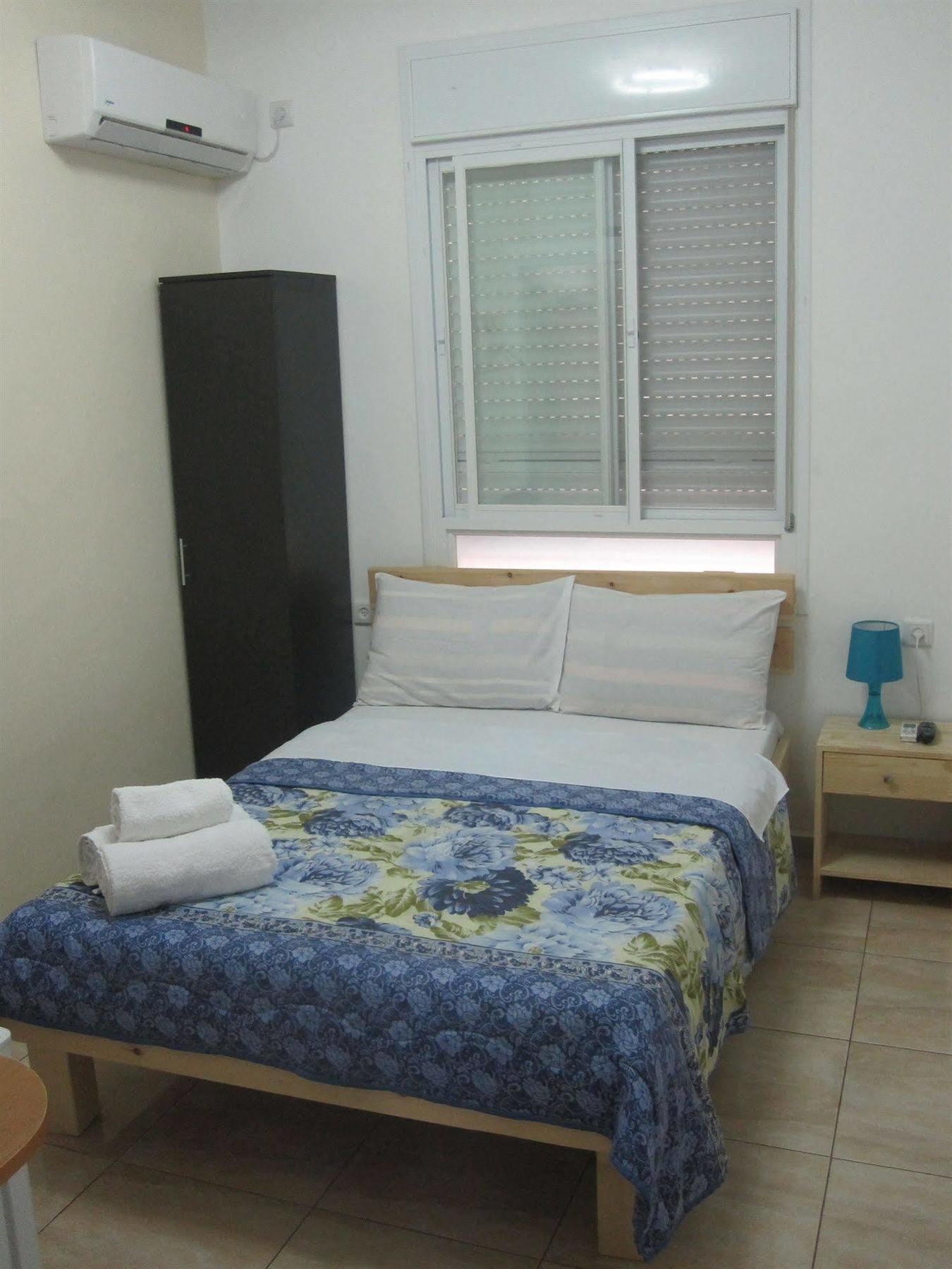 Ga'Aton Motel Nahariya Exteriör bild