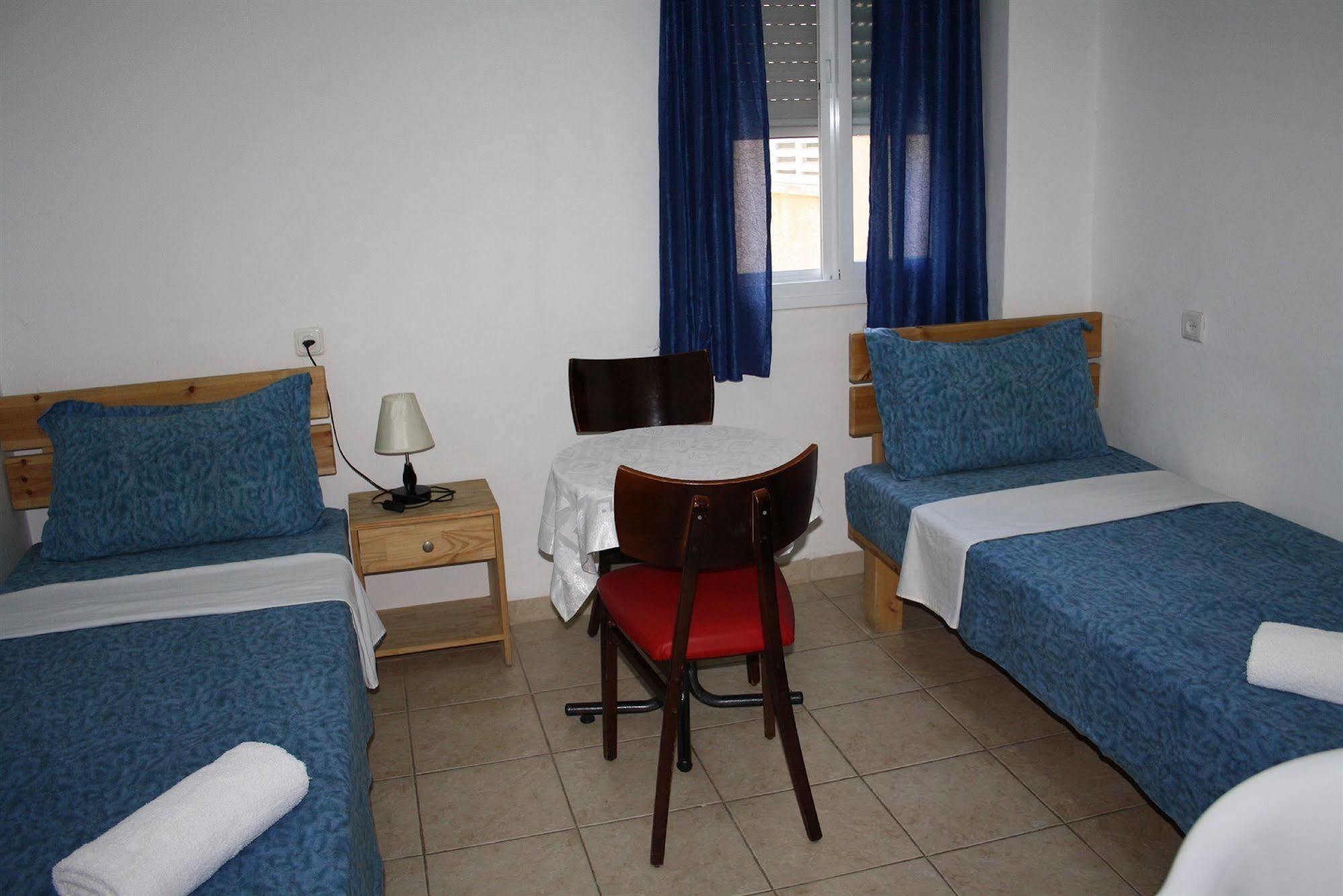 Ga'Aton Motel Nahariya Exteriör bild